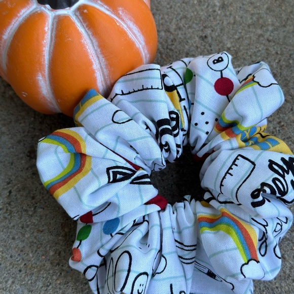 Bundle of 6 Handmade Scrunchie Hair Accesories print Scrunchies - Picture 5 of 6